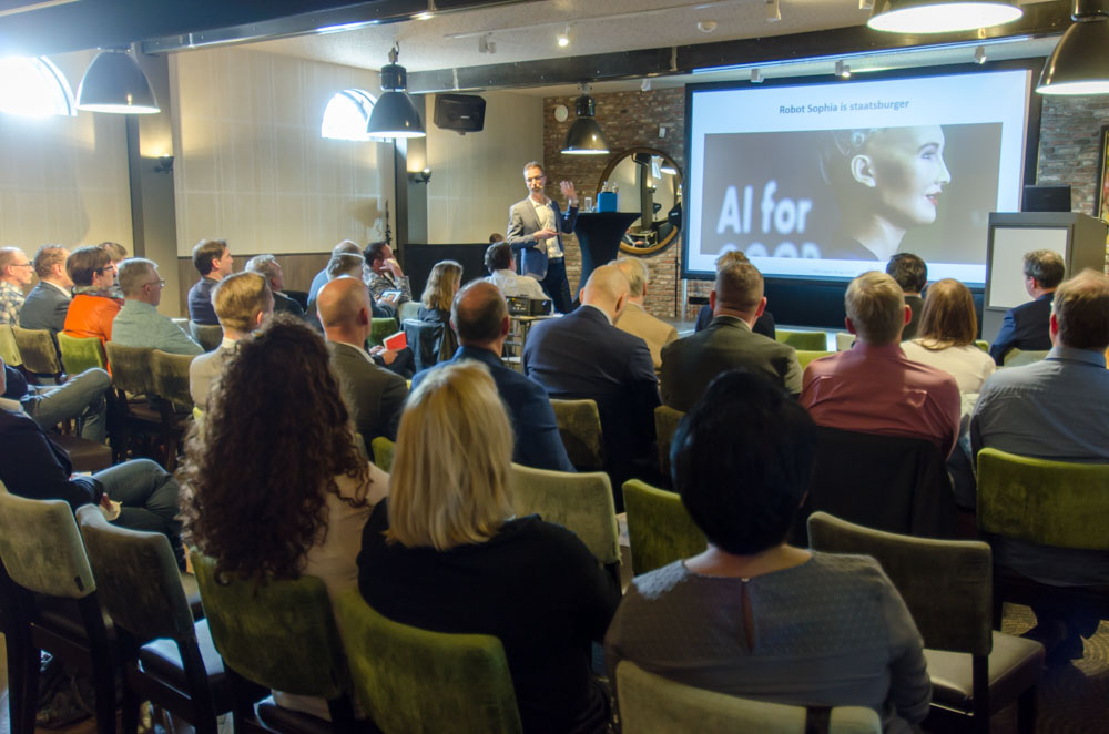 De schoonmaaktoekomst: mens of machine?