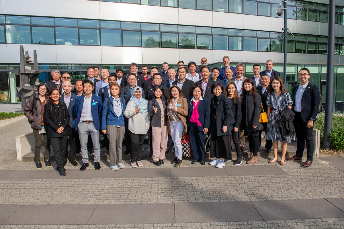 Delegatie van DGA’s uit Singapore op bezoek bij VSR