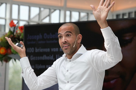 Geslaagde VSR-Zomerborrel 2018 – Joseph Oubelkas inspireert schoonmaakprofessionals